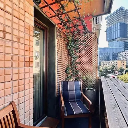 Apartment Introvert's Den *